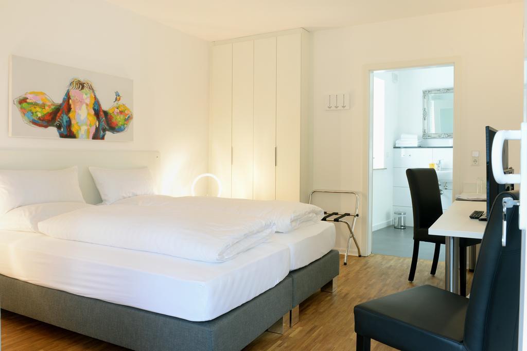 Bed & Breakfast Meerbusch Habitación foto