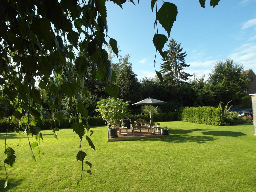 Bed & Breakfast Meerbusch Exterior foto